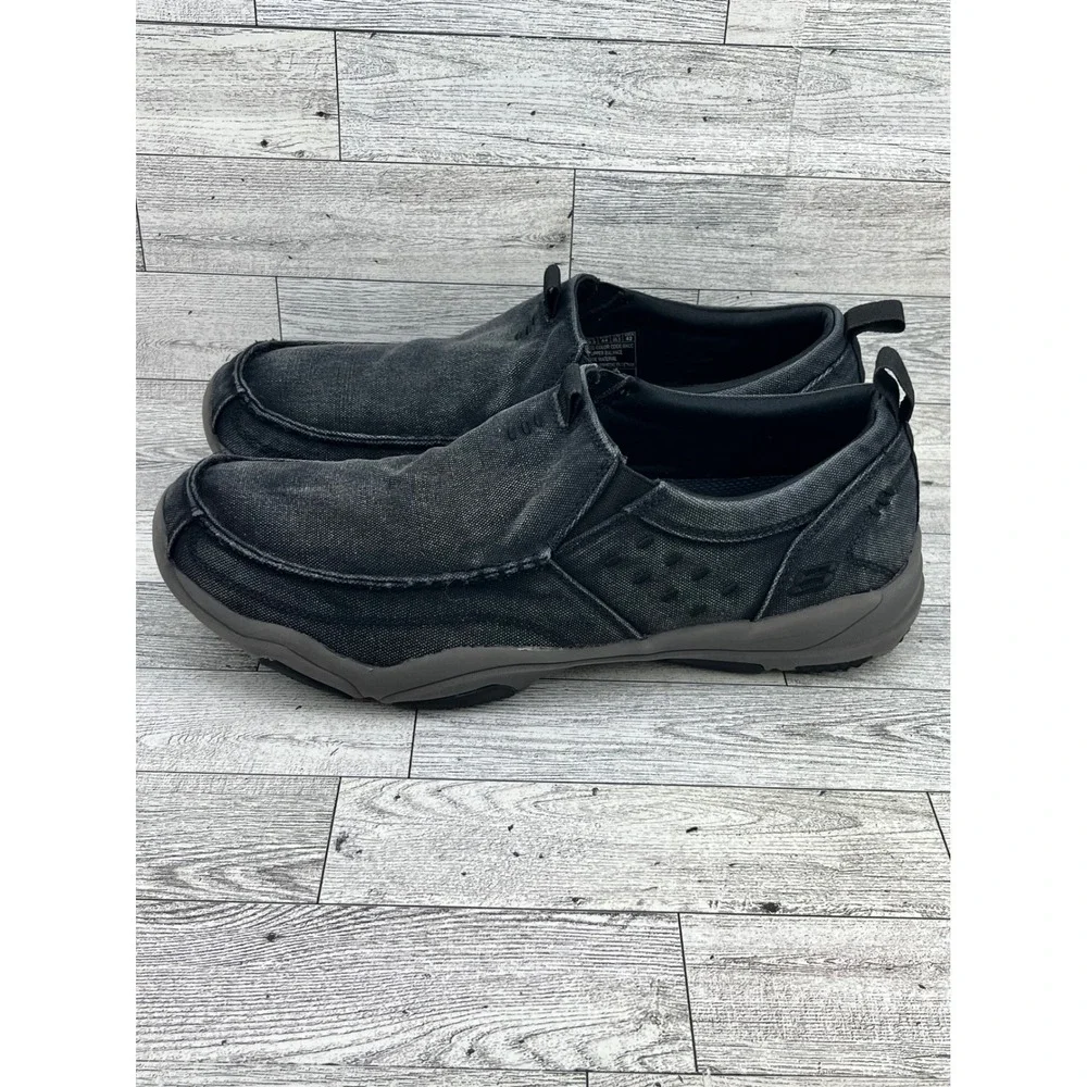 Skechers Classic Fit Air-Cooled Memory Foam Slip On Loafers Men 10.5 Black 64970